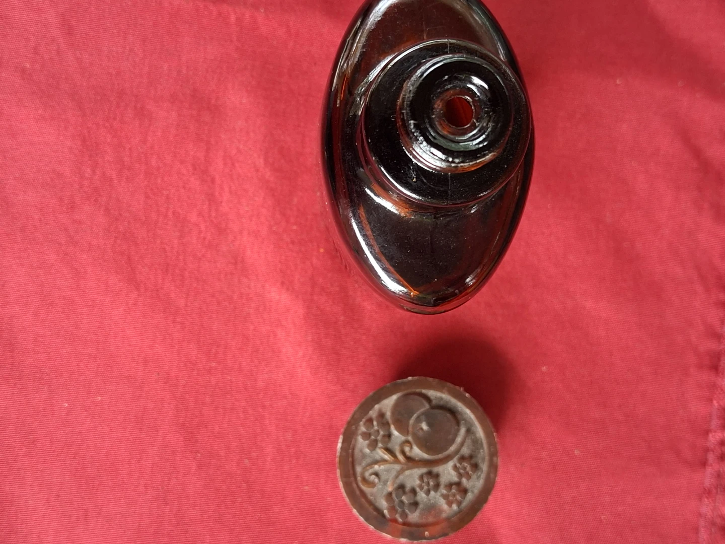 Vintage Amber Glass Perfume Bottle with Ornate Stopper - photo 2