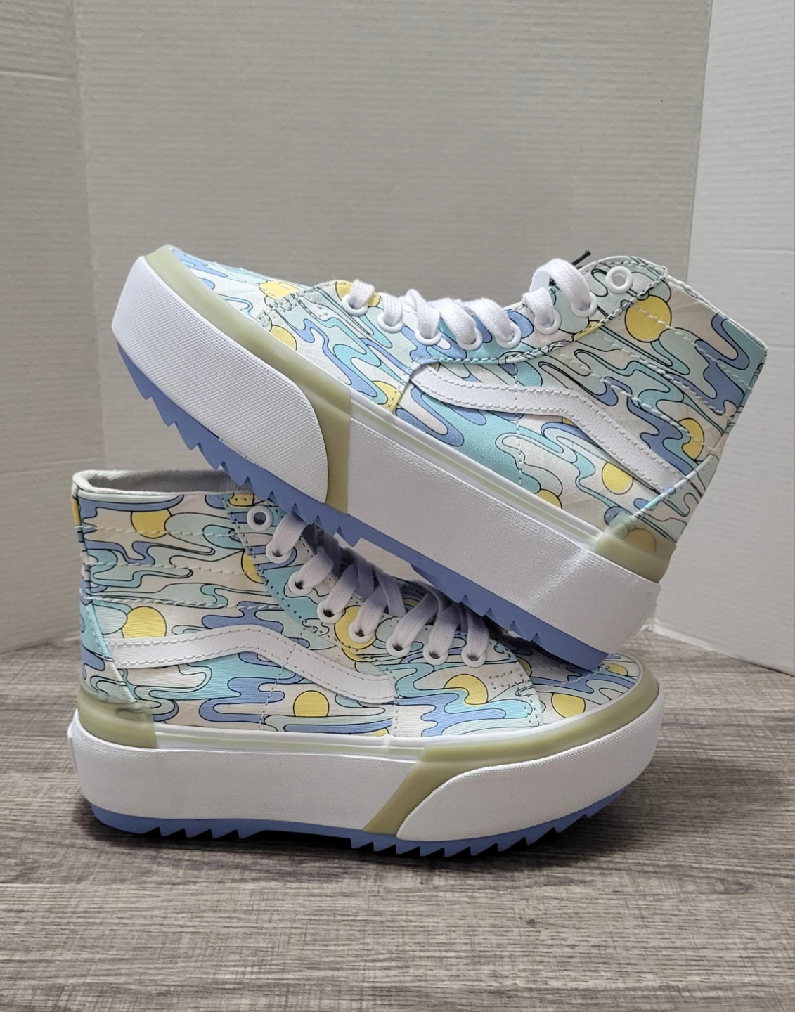 Vans UV Activated High Top Platform Sneakers Size 4 / 5.5 women - photo 2