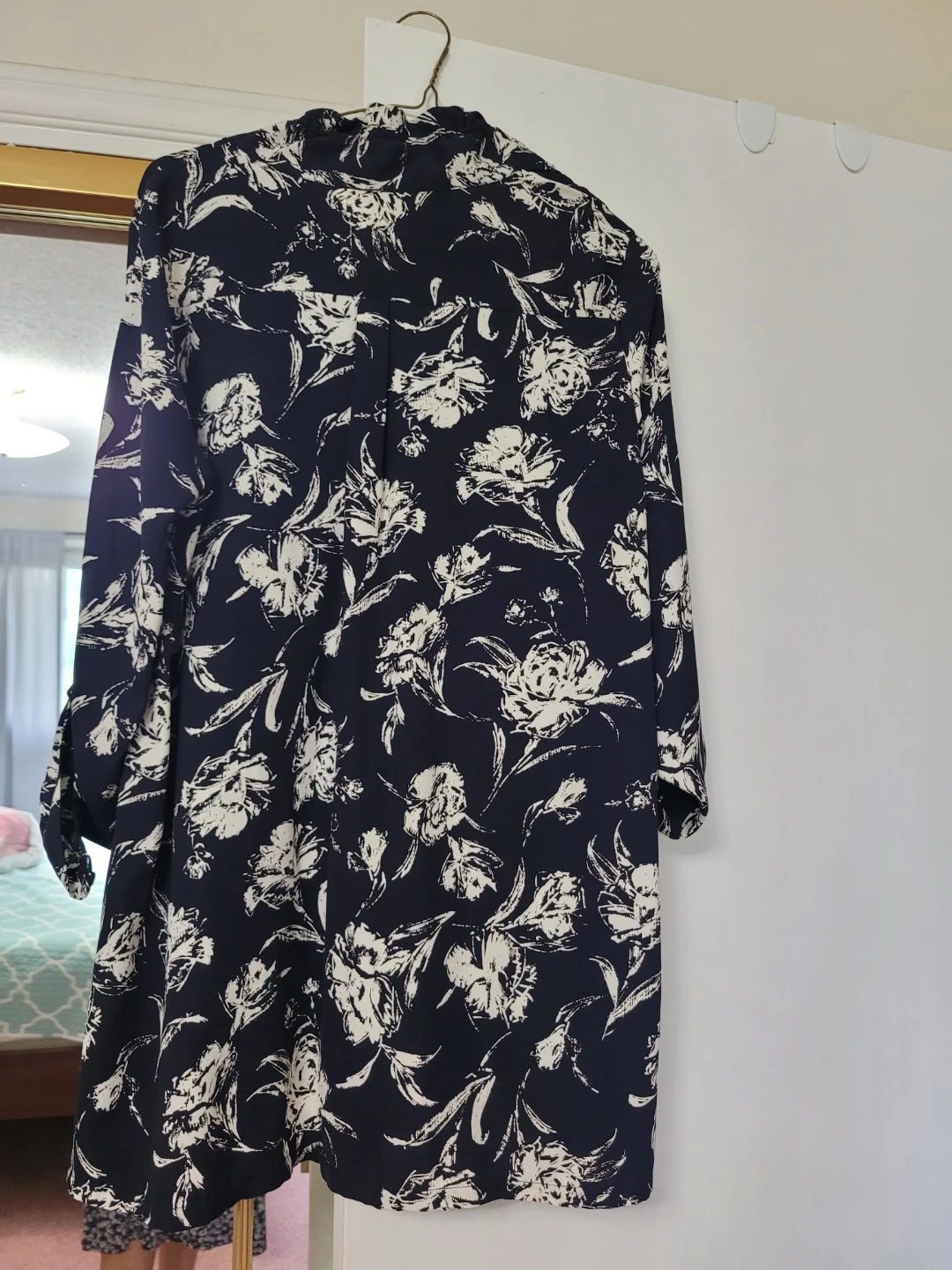 Zishen Floral Print Button-Up Blouse - photo 2
