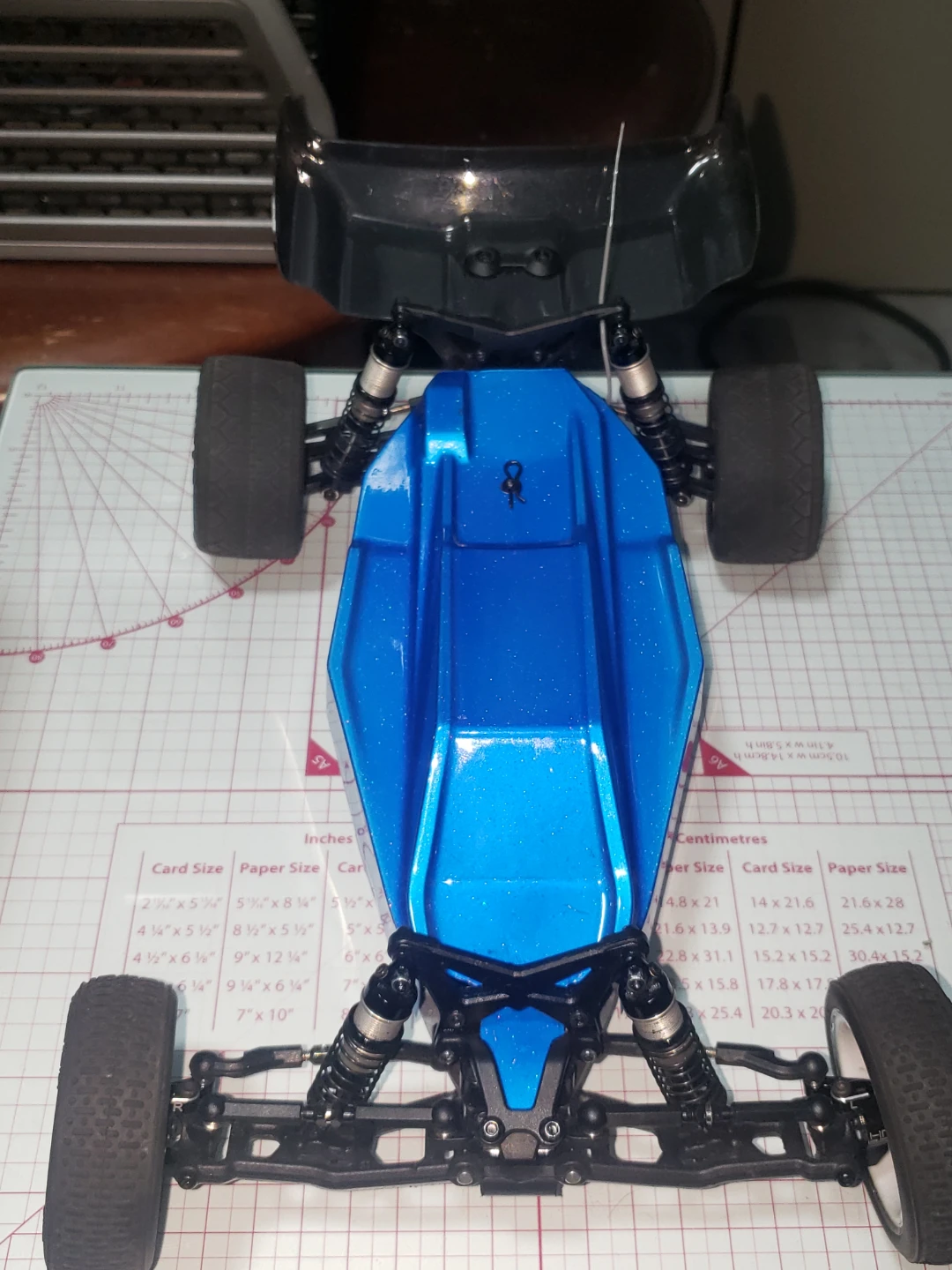 Upgrade losi mini b needs battery and charger. - photo 4