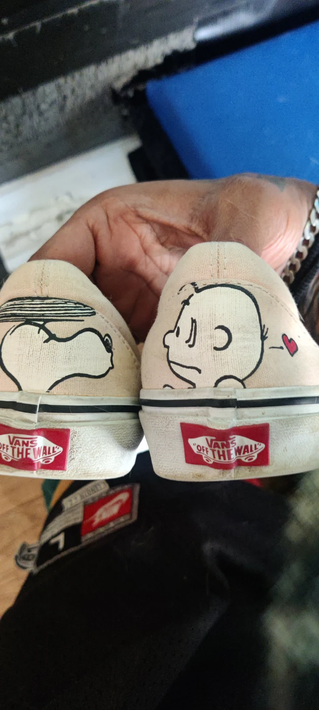 Vans Size M 7.5 l W 9 Charlie Brown Snoopy Special Edition - photo 3