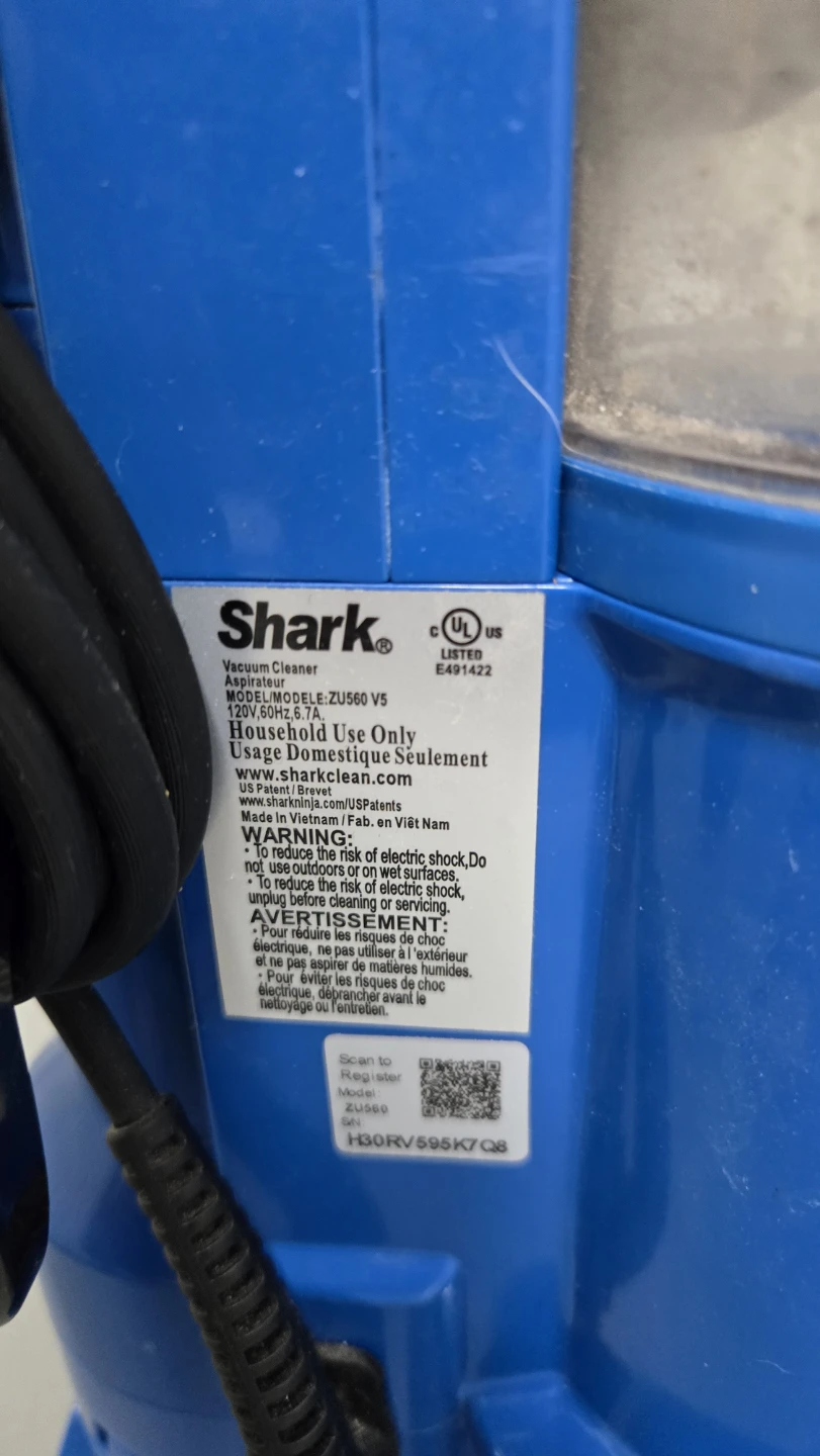 Shark Navigator Lift-Away Vacuum Cleaner - photo 3