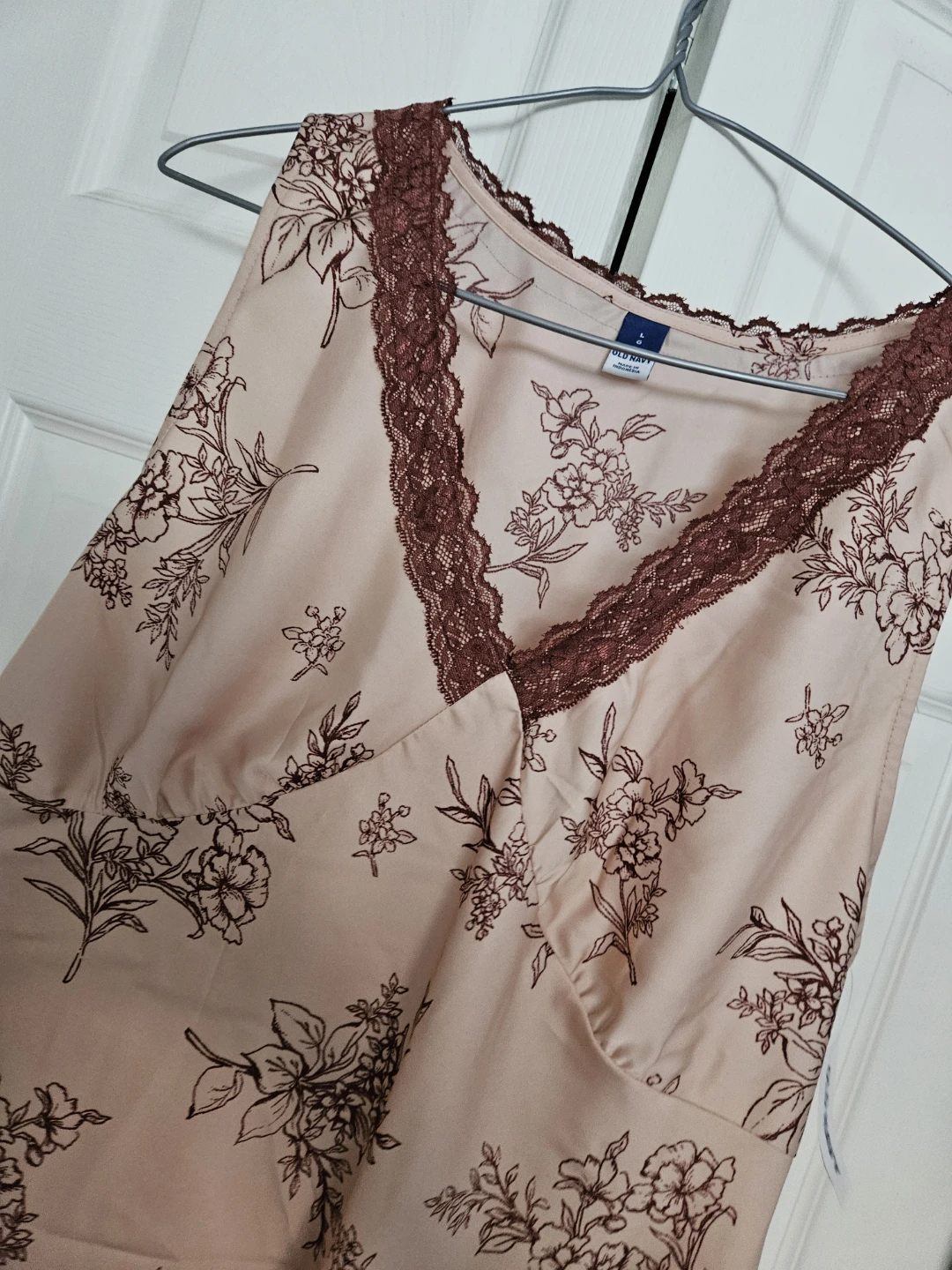 Nwt Old Navy Lace trim pink satin dress - photo 3