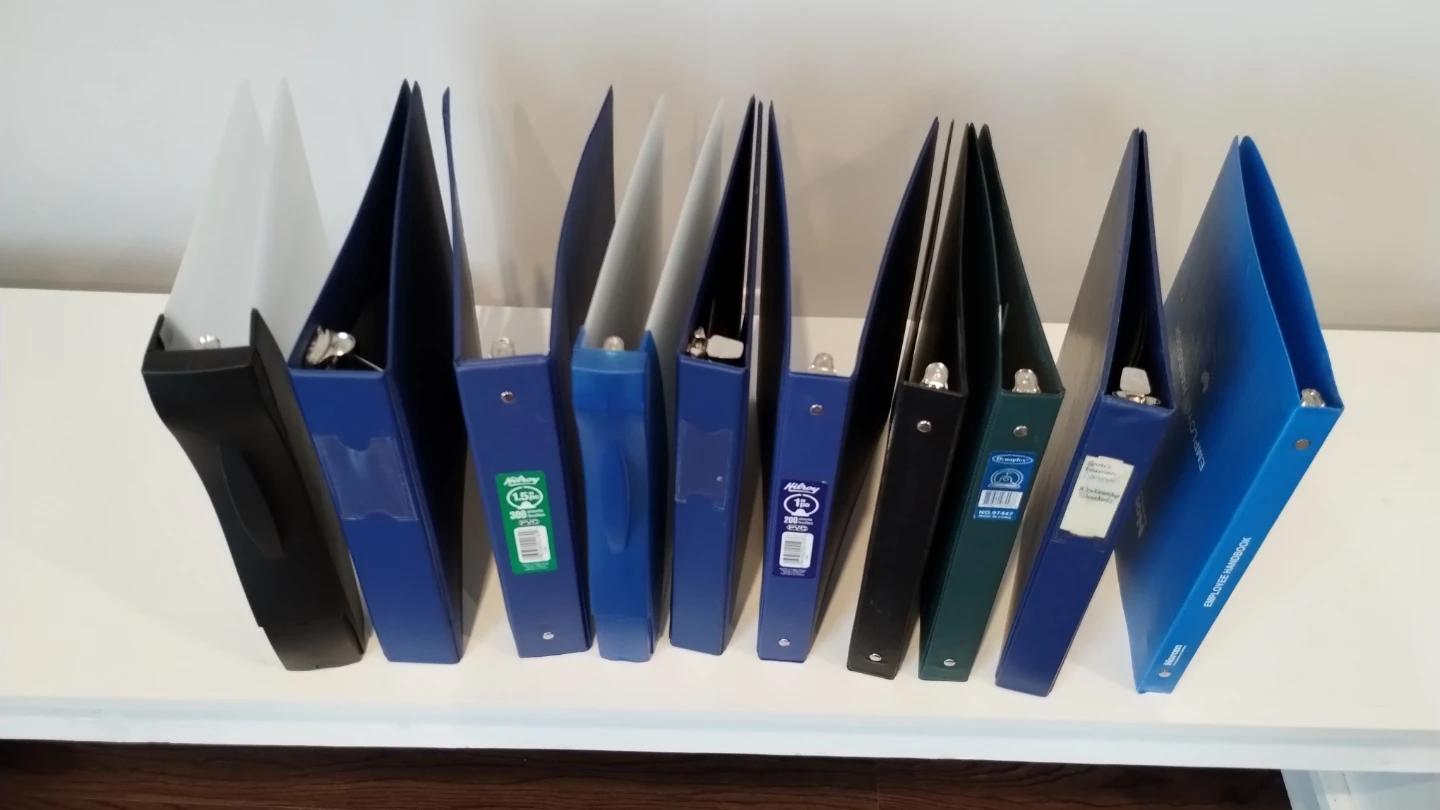 Assorted Ring Binders - photo 5