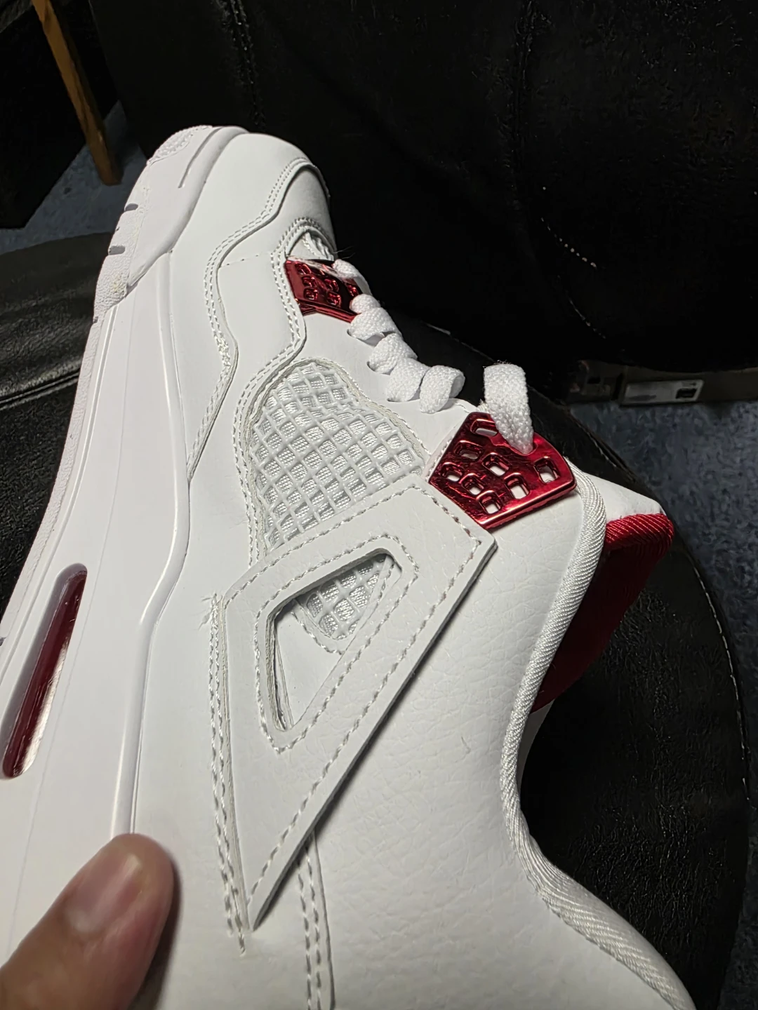 Air Jordan 4 Retro White Red Metal Sneakers - photo 4