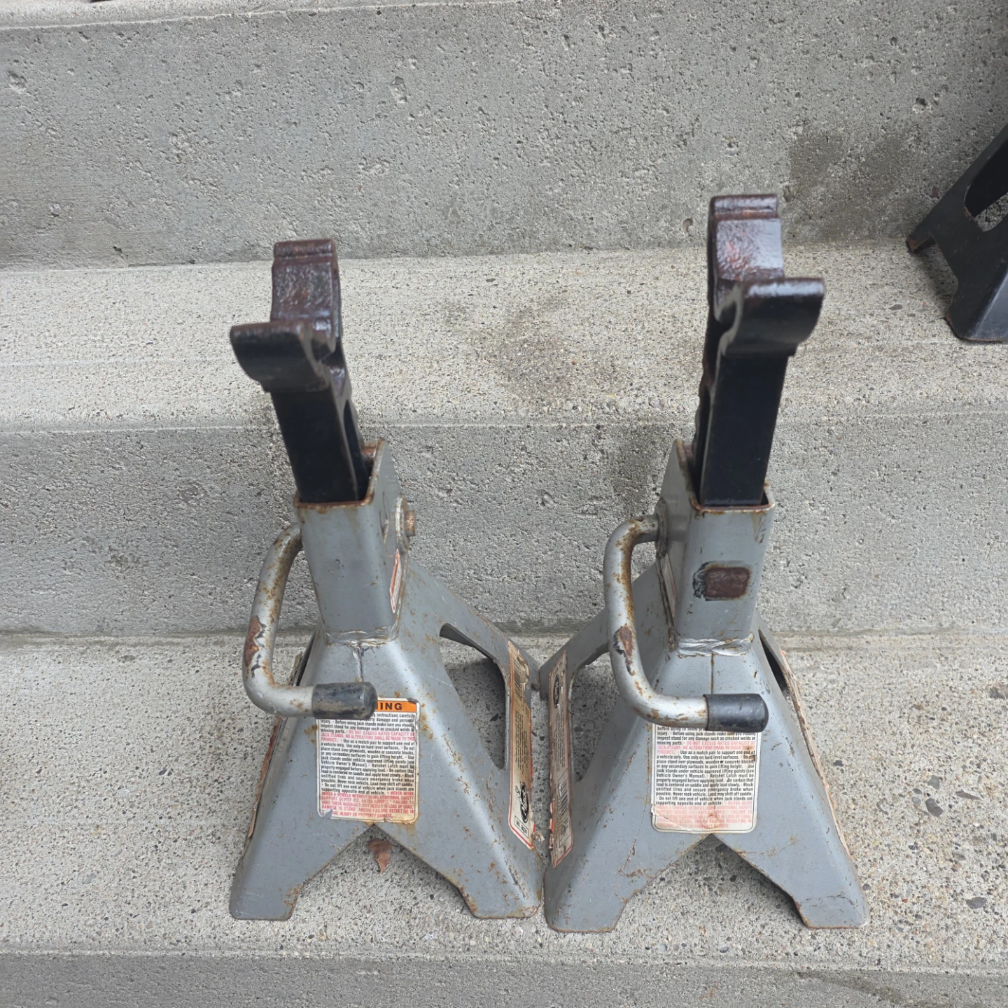 Pair of Jack Stands - photo 2