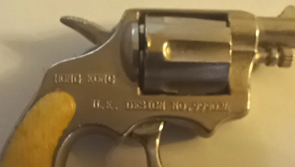Vintage Cap Gun Revolver Replica - Hong Kong Made - photo 3