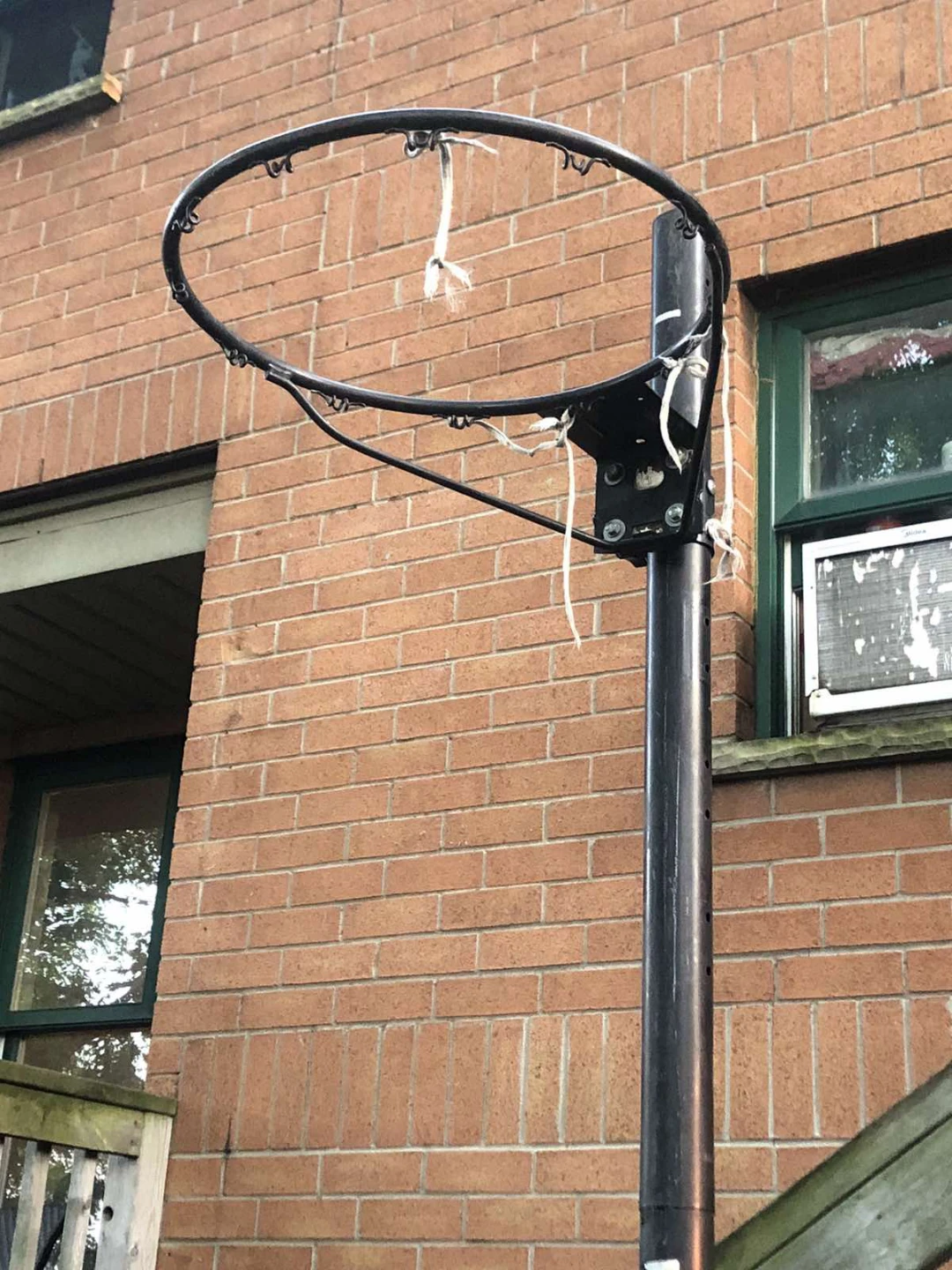 Portable Basketball Hoop - photo 2