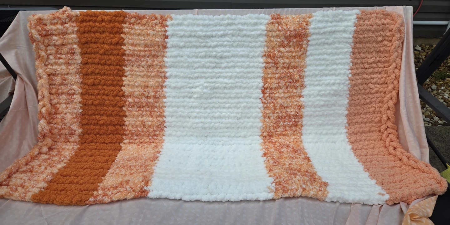 Chunky Knit Blanket Orange White Stripes - photo 2