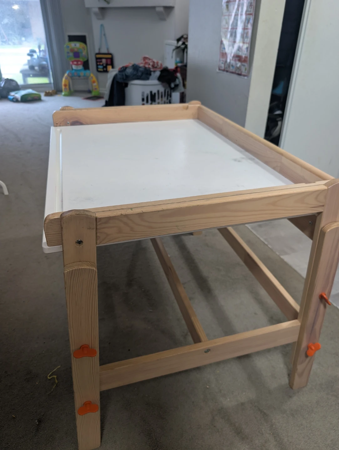 Kids Art Easel & Table