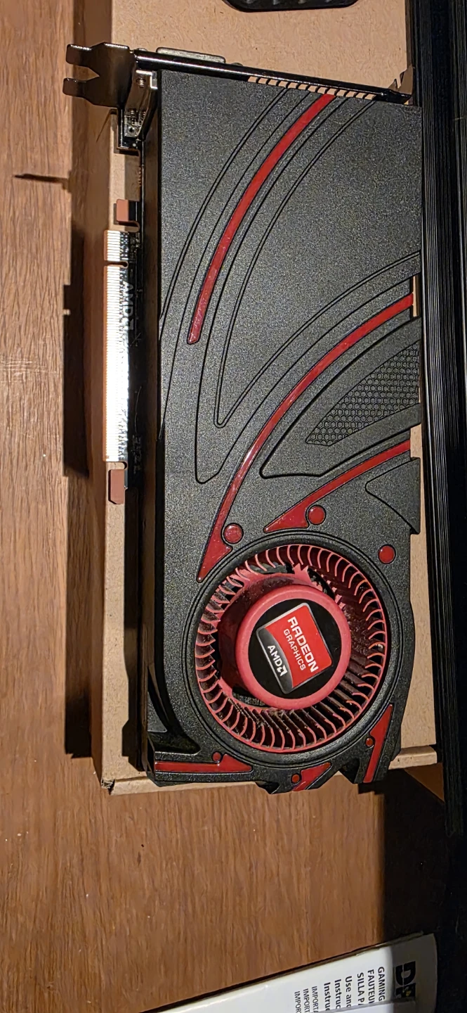 AMD Radeon R9 270X