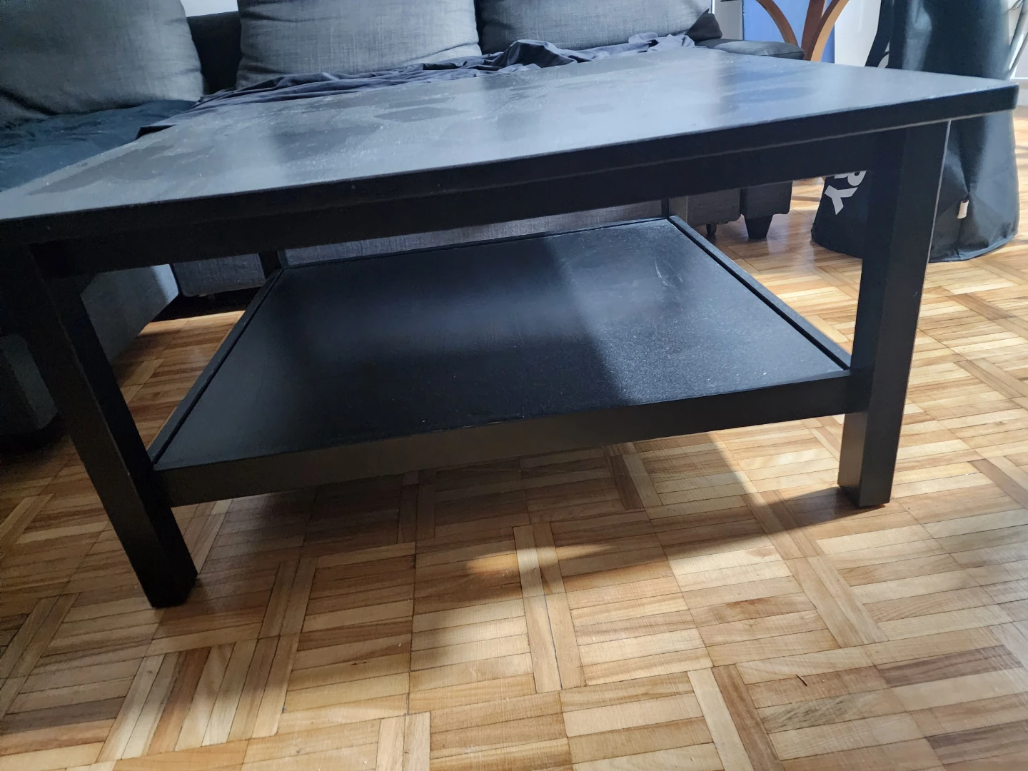 Black table - photo 2