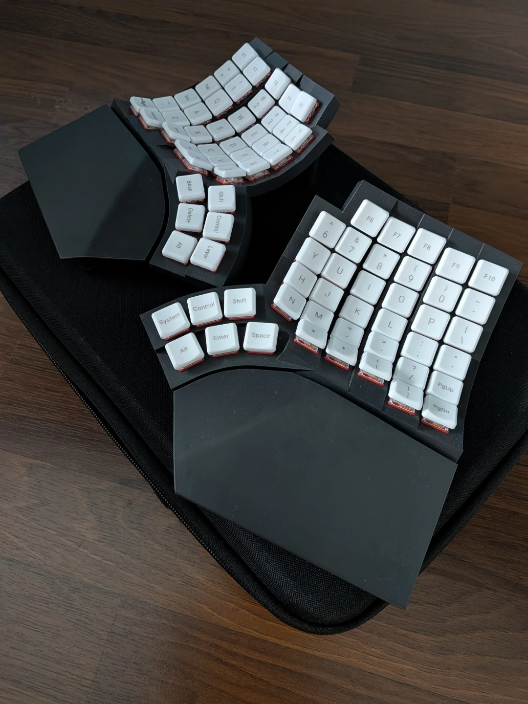 MoErgo Glove80 Ergonomic Keyboard - photo 2
