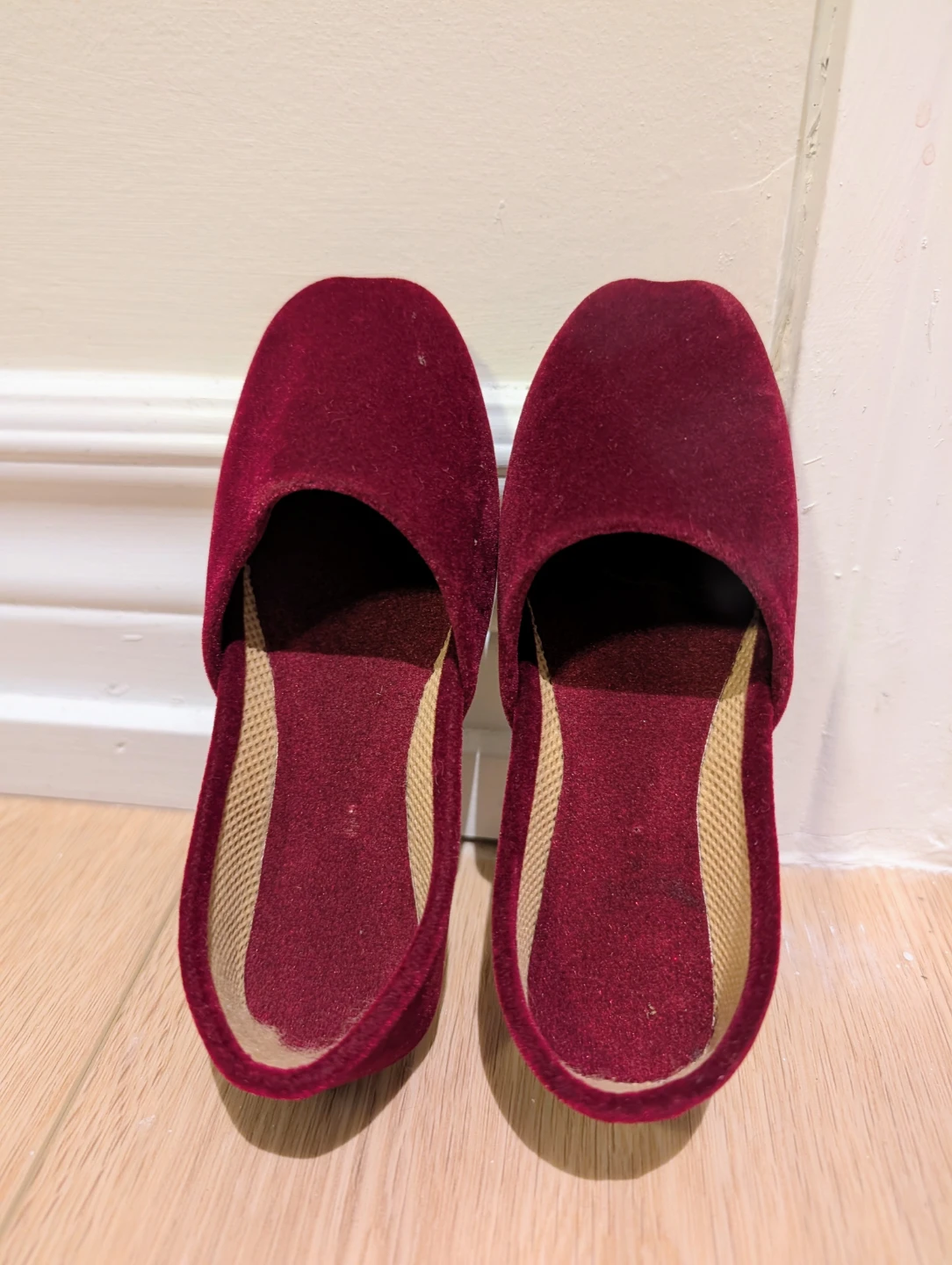 Burgundy Velvet Khusa toddler size 6