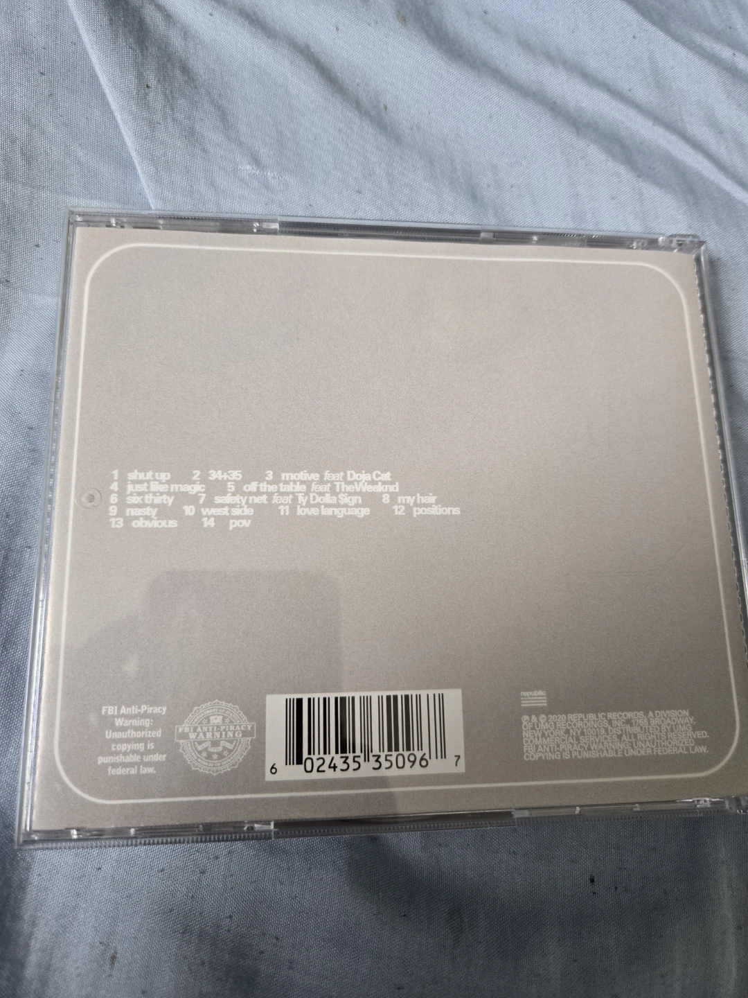 Ariana Grande Positions CD - photo 3