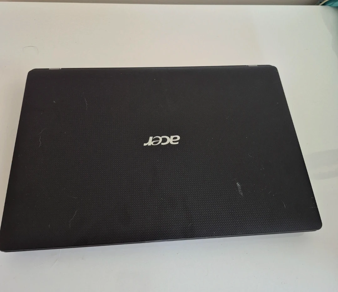 Acer Aspire  Laptop - photo 2