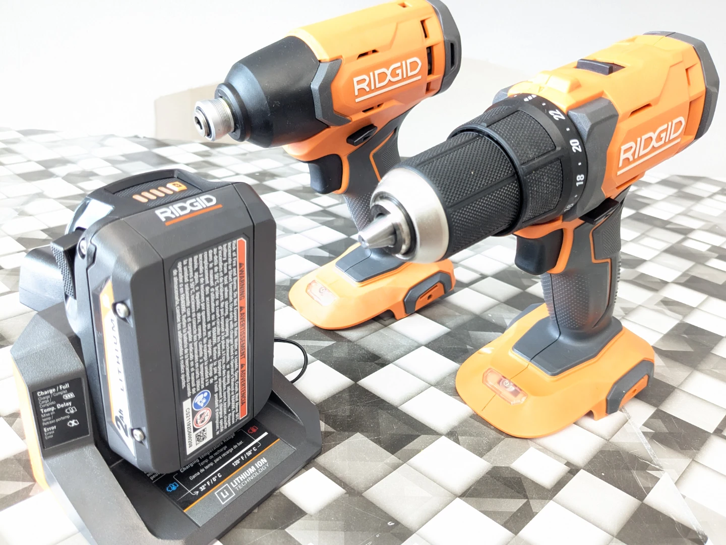 18V Ridgid Cordless Impact Drill & Drill Driver Combo - photo 2