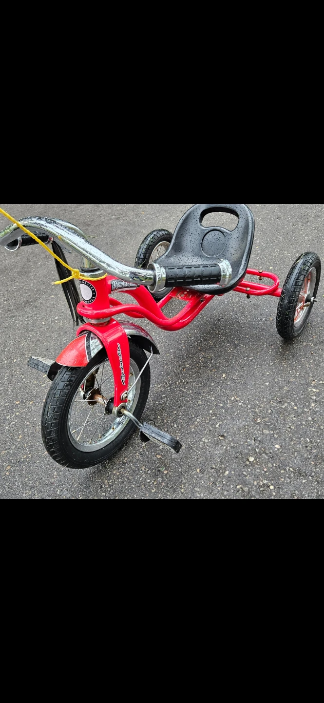 Schwinn Roadster Tricycle