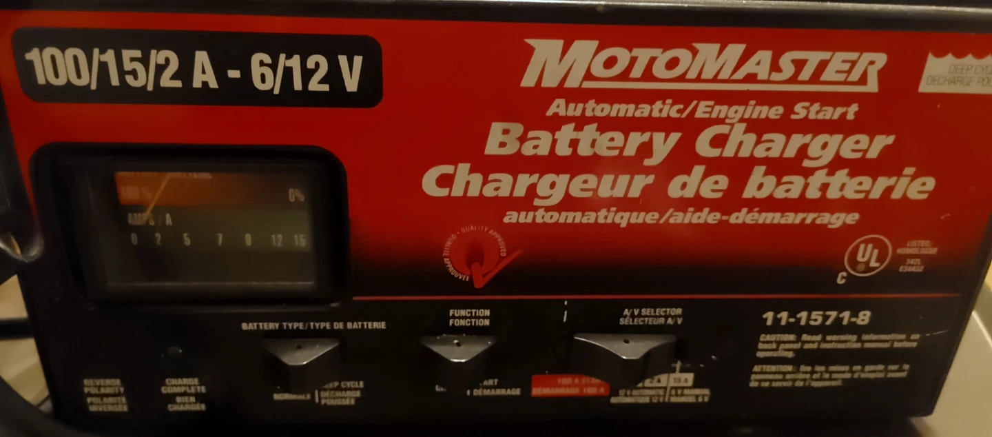 Motomaster Automatic Battery Charger 100/15/2 A - 6/12 V - photo 2