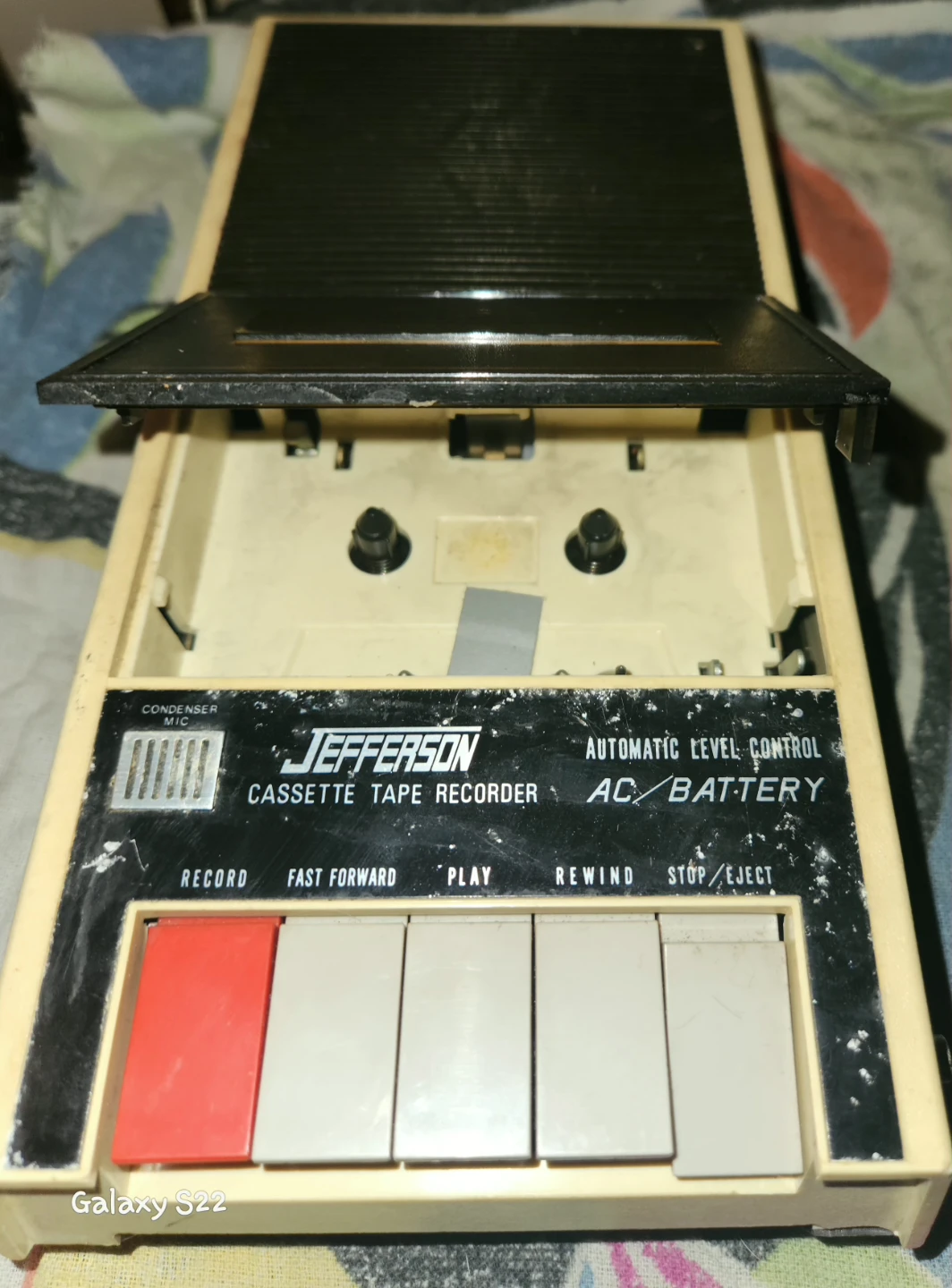 Jefferson Model 4002CM Cassette Tape Recorder - photo 3
