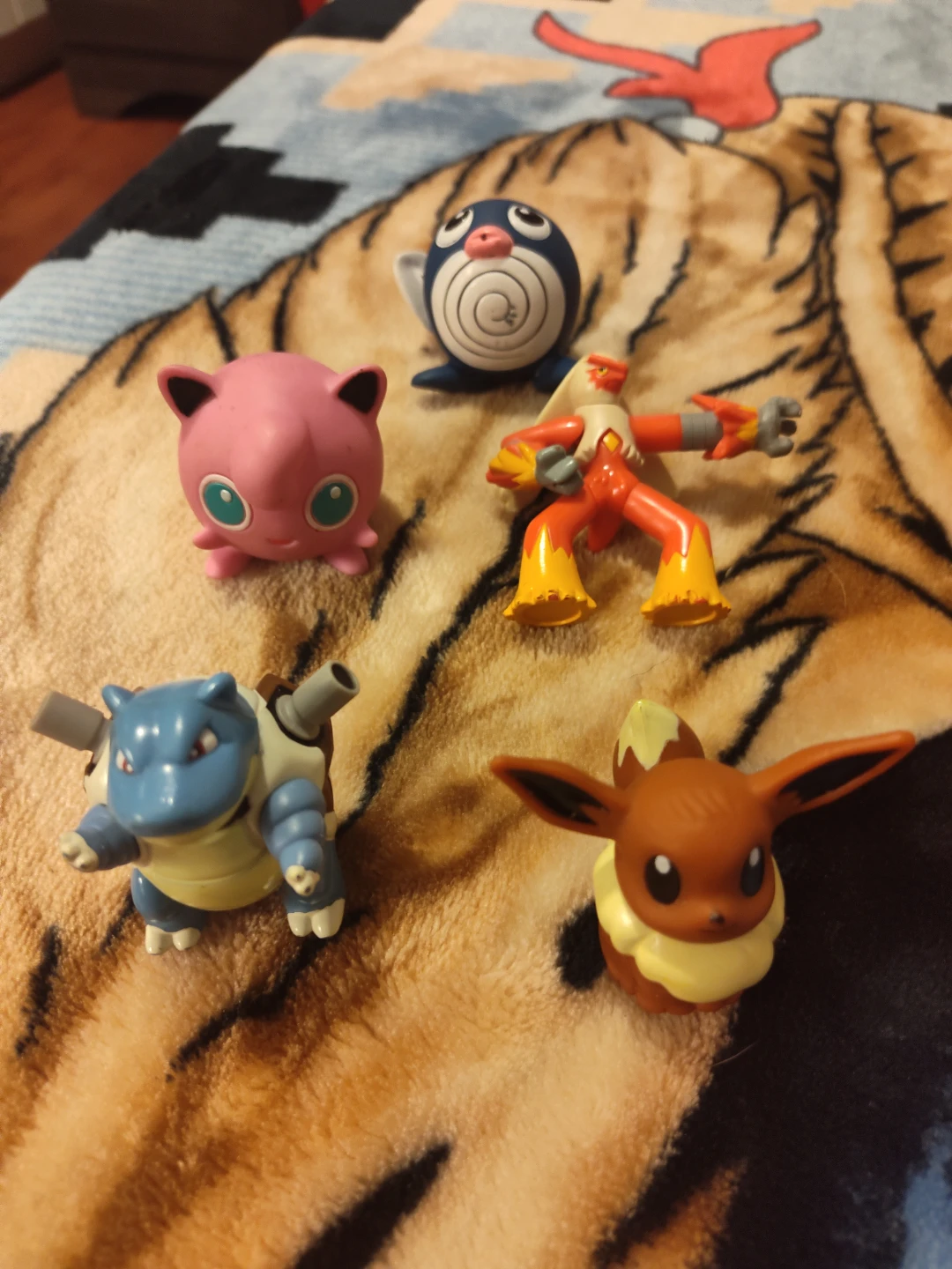 Original  China  release  1st edition pokemon figures - photo 2