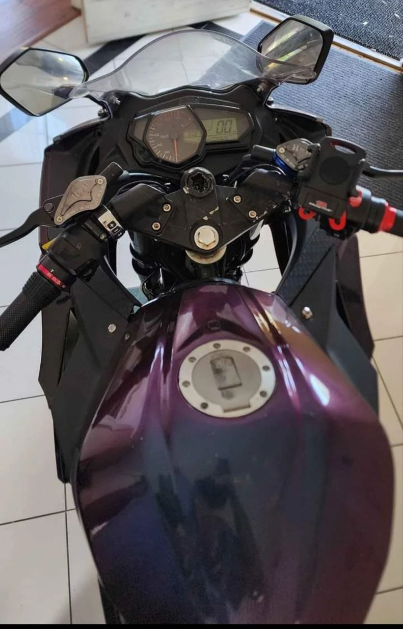 Sport Motorcycle - photo 3