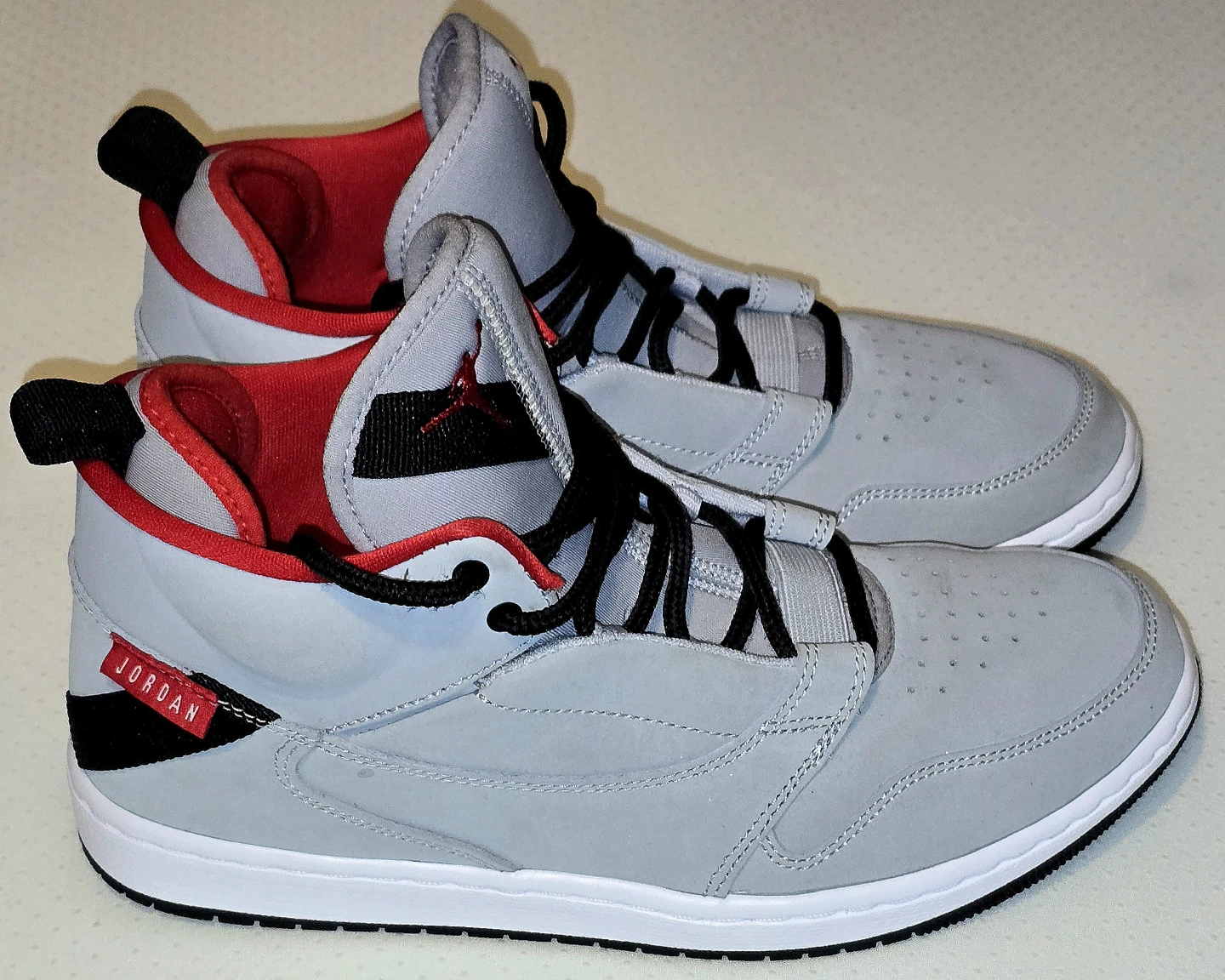 Boys Air Jordan Fadeaways - photo 4