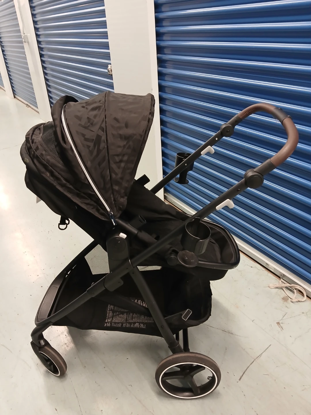 Black Graco Stroller - photo 4