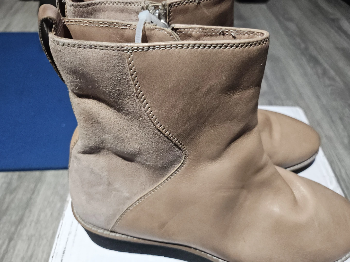 Trotters Leather Ankle Boots - photo 3