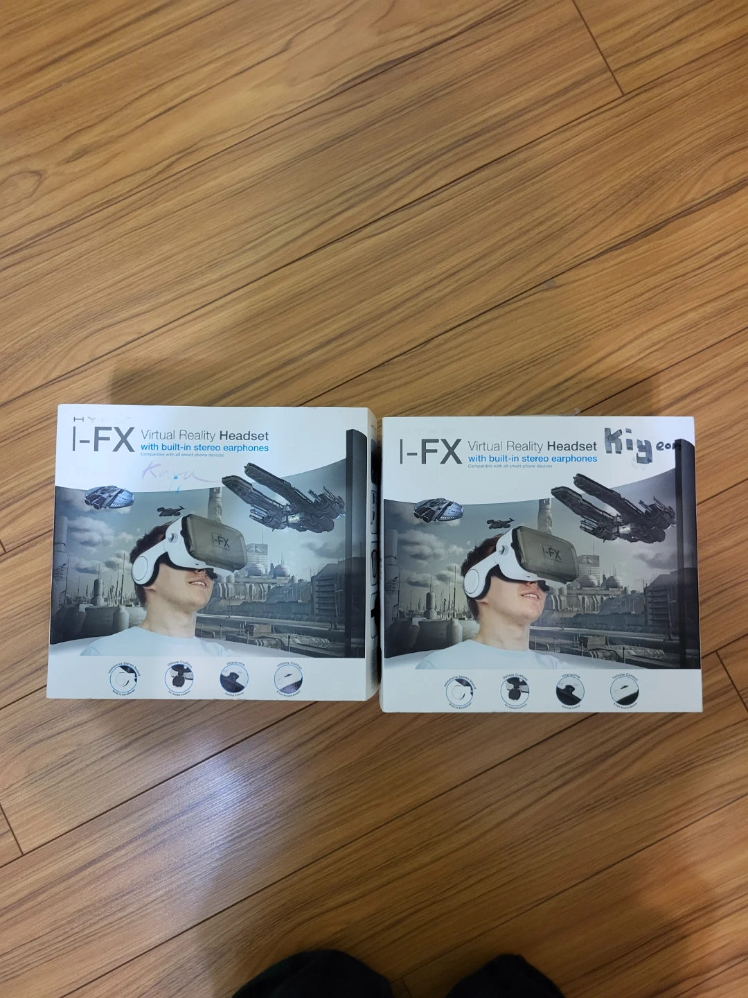 I-FX Virtual Reality Headset with Built-in Stereo Earphones