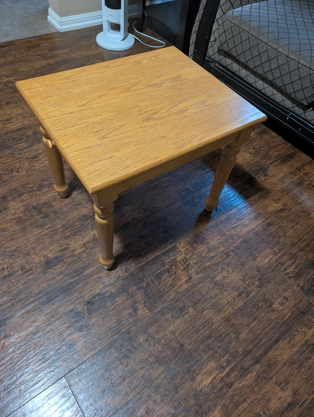 Oak End Table with Drawer L22 x W18x H19 - photo 2