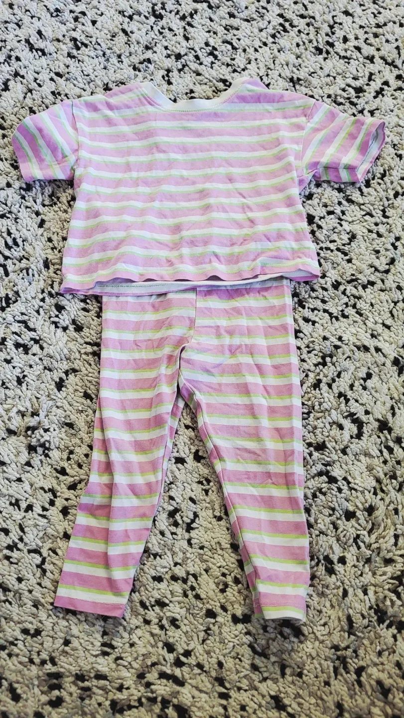Moving sale . Baby & Toddler Clothes Bundle - photo 2