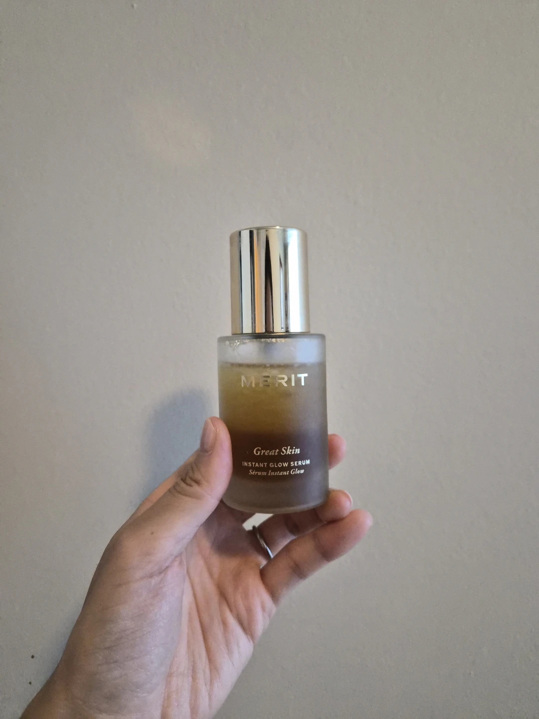 MERIT Great Skin Instant Glow Serum