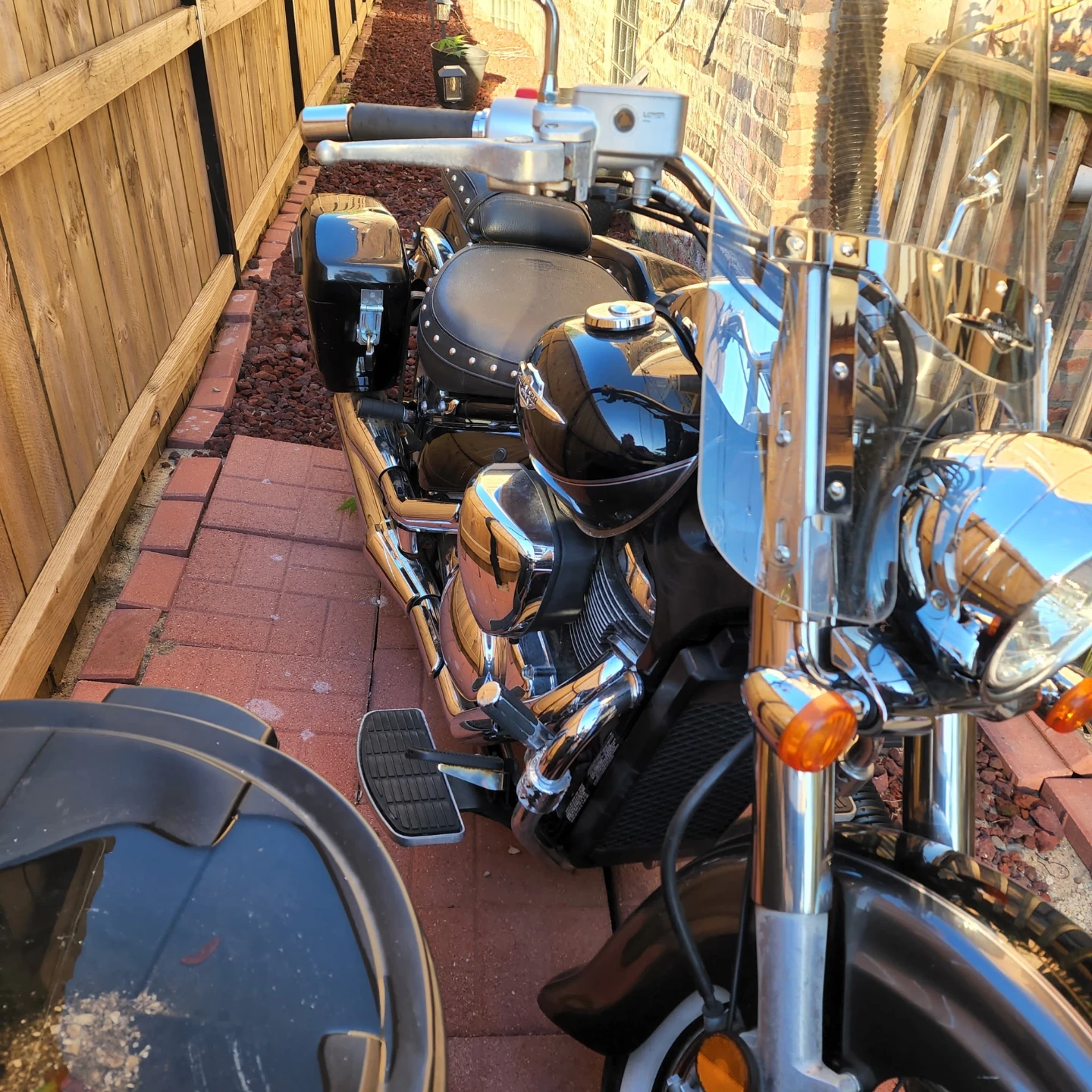 Black Motorcycle with Saddlebags - photo 4