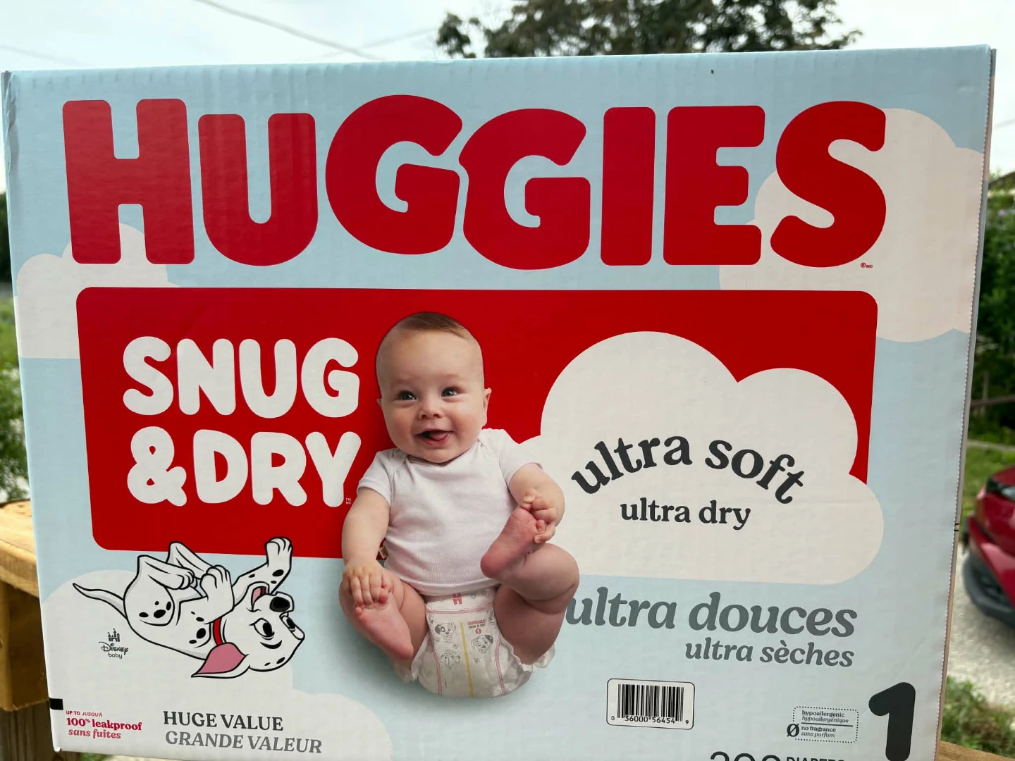 Huggies Snug & Dry Diapers Size 1 (208 Count) - photo 2