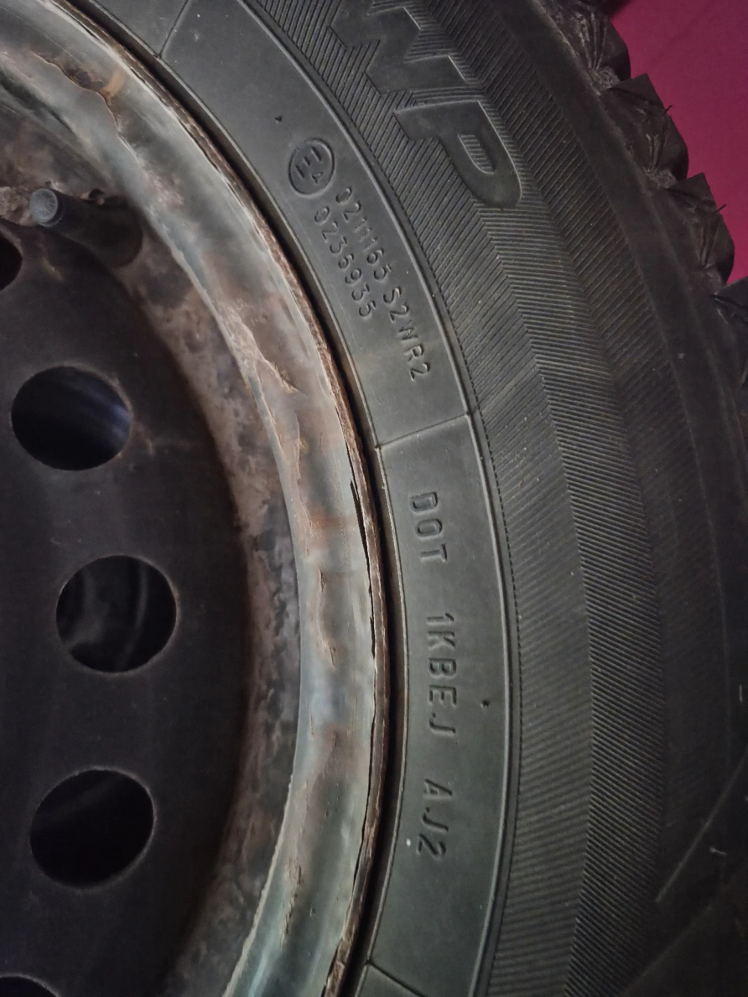 Winter tires with rims - photo 4