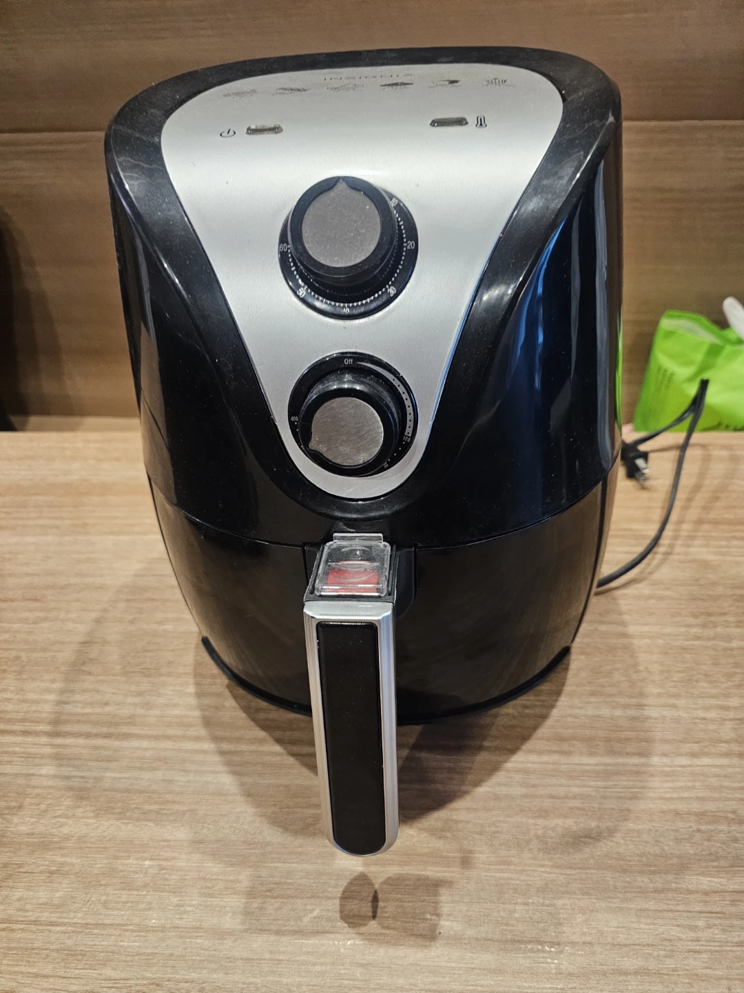 Insignia Air Fryer - photo 4