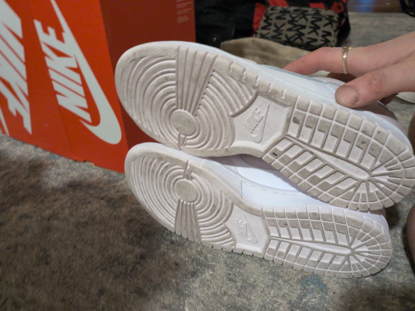 Nike Dunk Low (GS) sneakers - photo 3