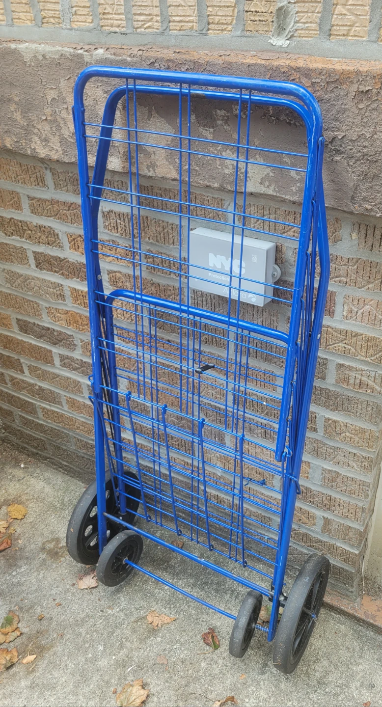 Big Blue Metal Rolling Shopping Cart with 10" wheels - photo 5