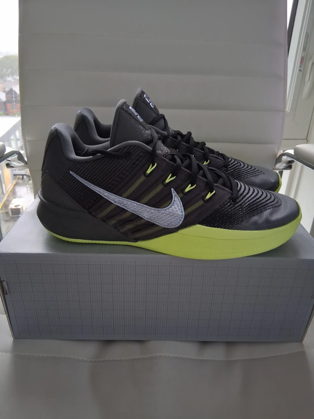 Nike Sabrina 3