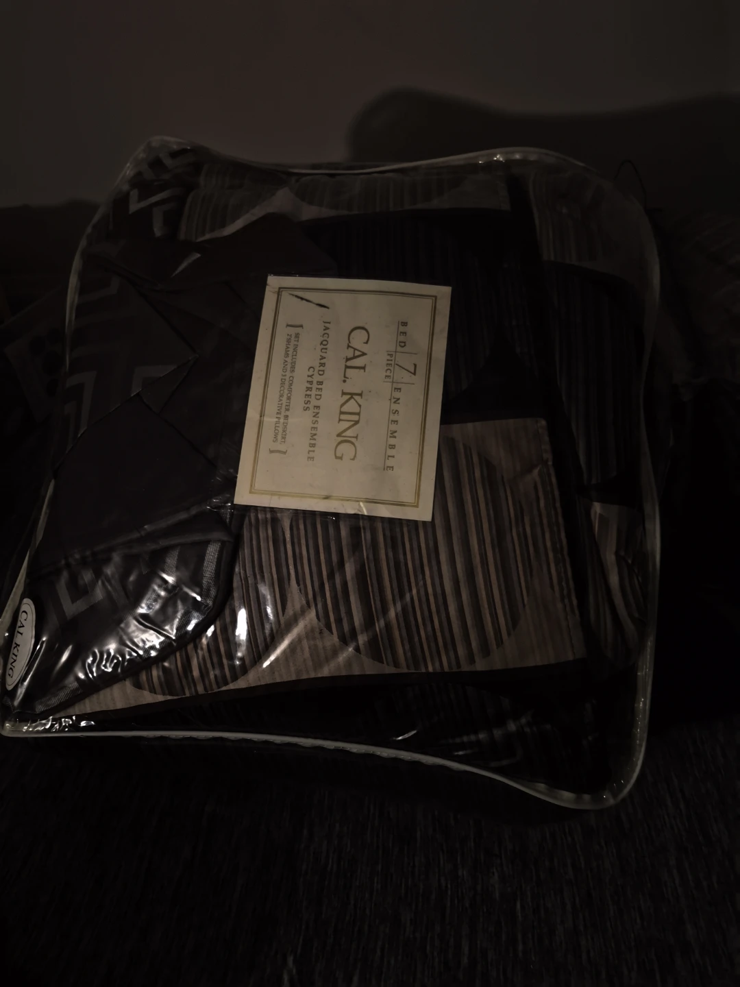 7 Piece Cal King Jacquard Bed Ensemble - photo 2