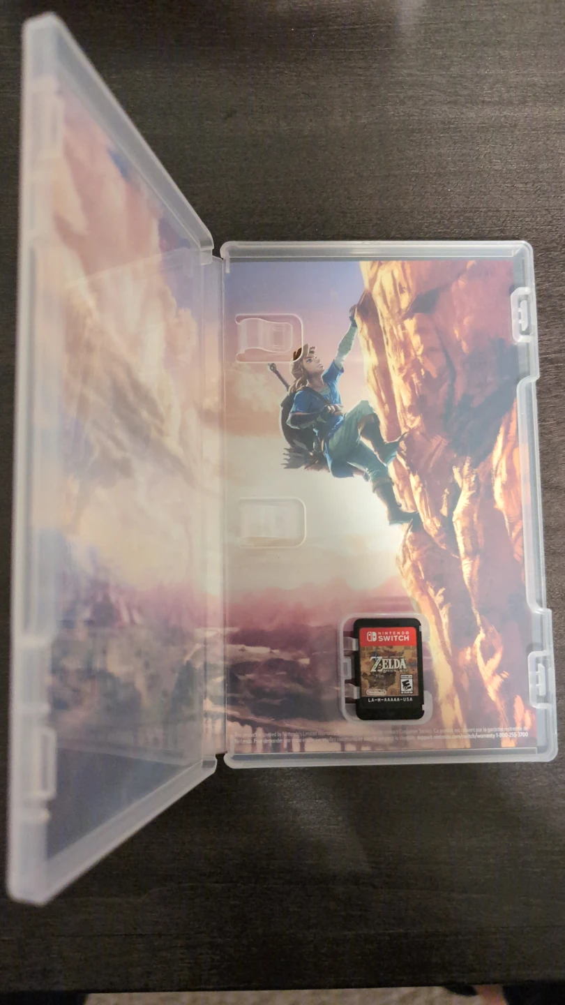Nintendo Switch The Legend of Zelda: Breath of the Wild Game - photo 2