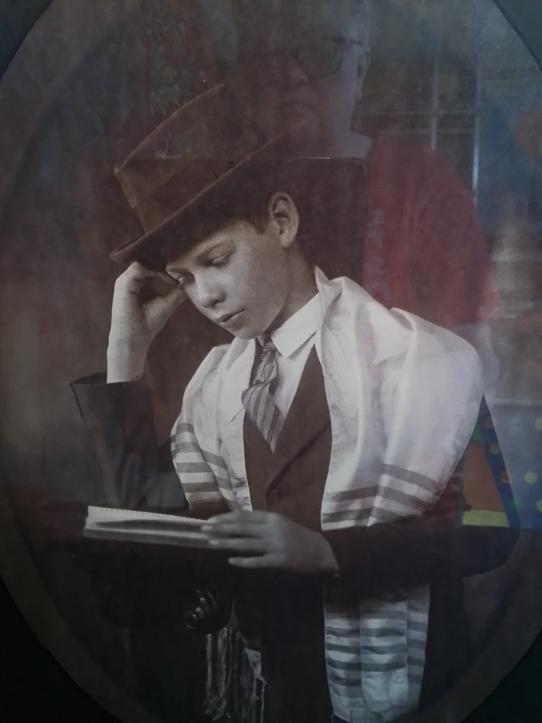Antique Early 20th C. Jewish Bar Mitzvah Oval Portrait - photo 4