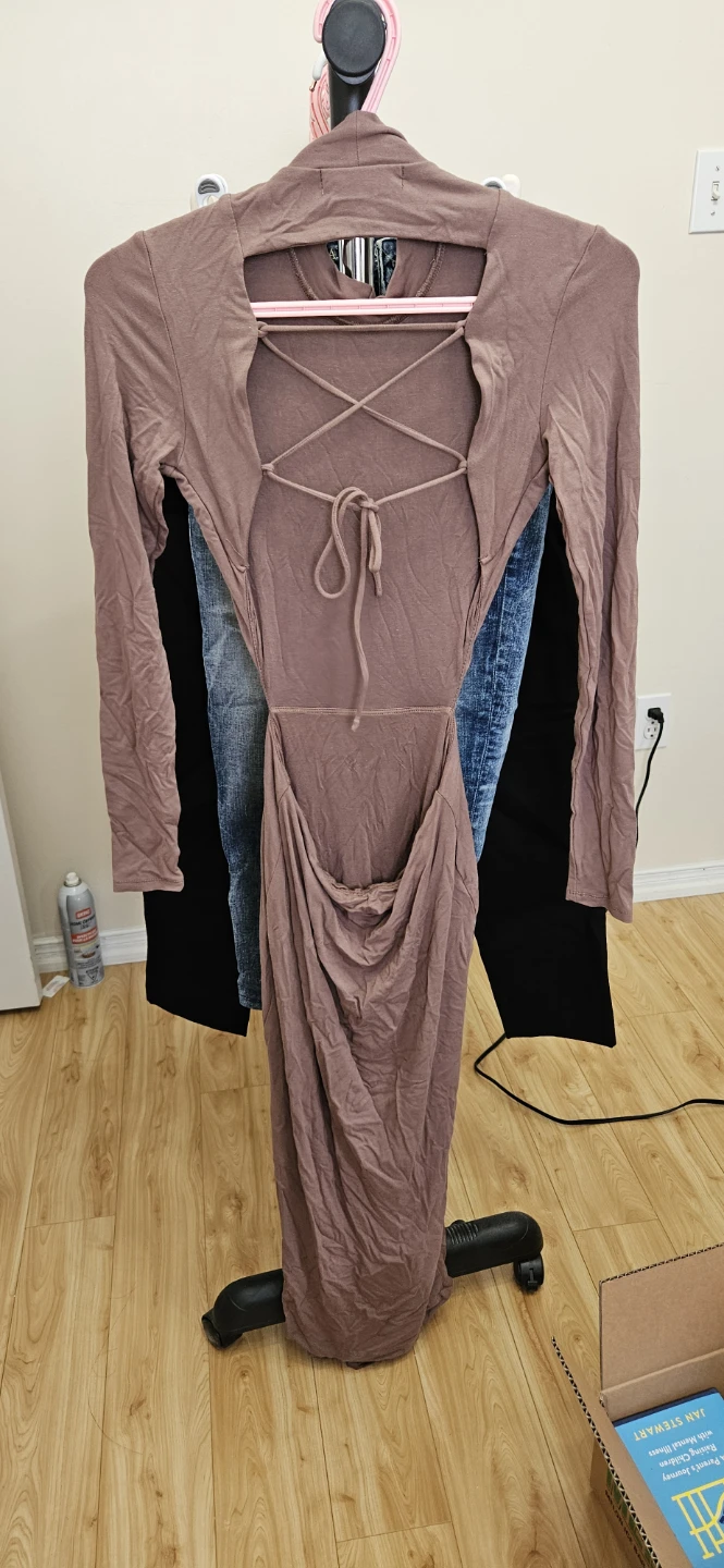 Dynamite open back long sleeve maxi dress - photo 2
