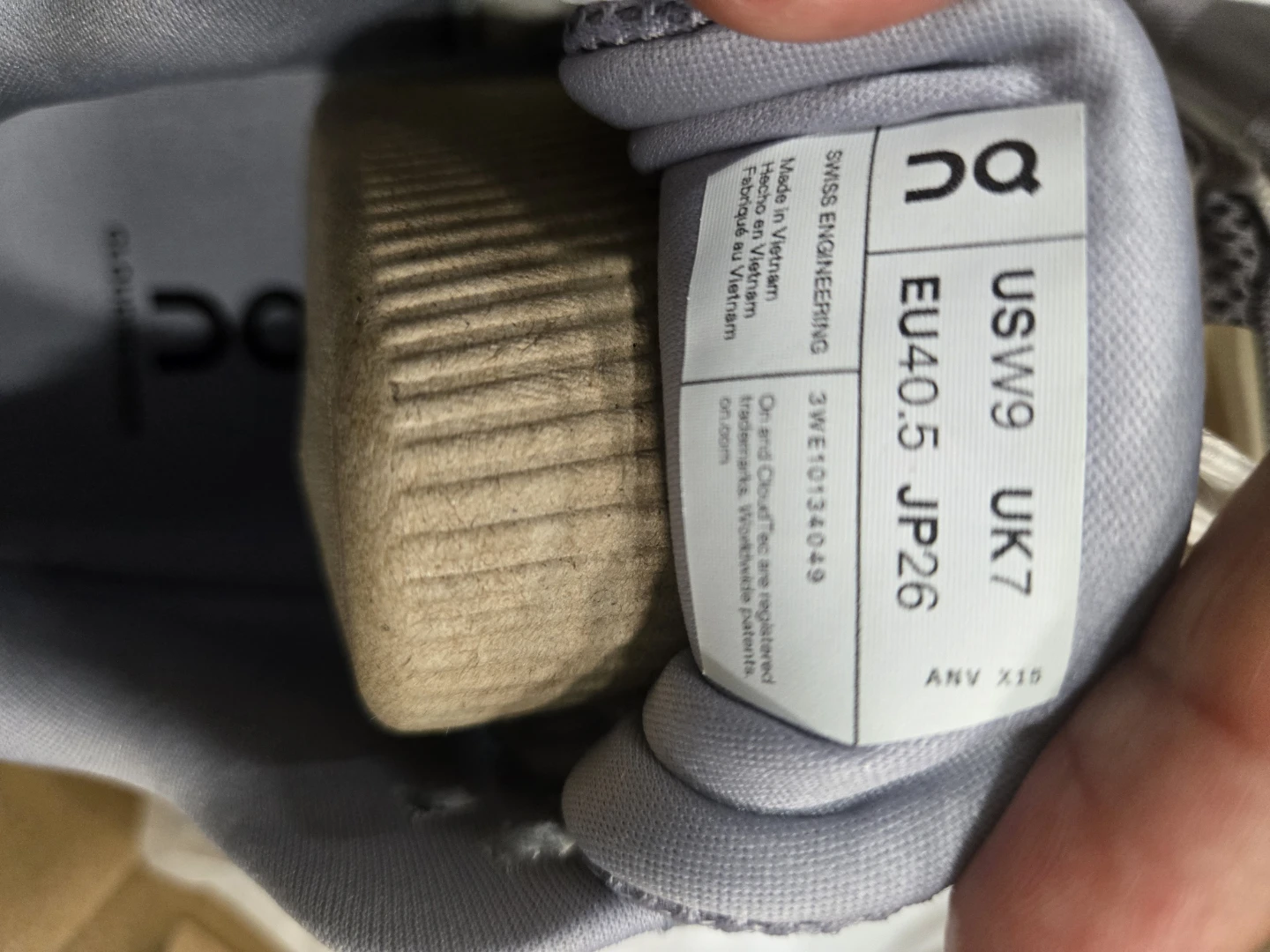 On Running Cloudrunner 2 Shoes Lilac/Ivory - photo 3