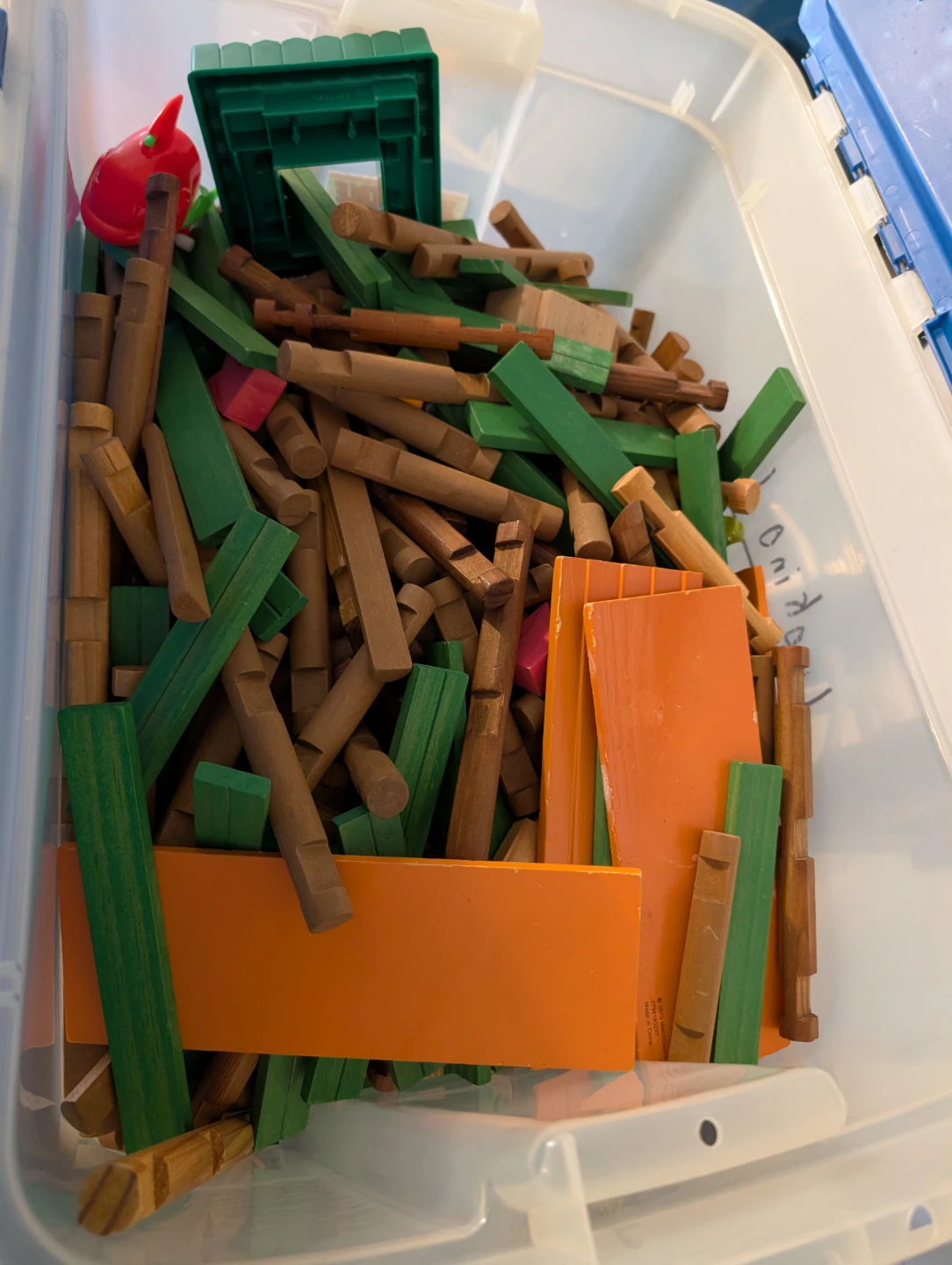 Lincoln logs