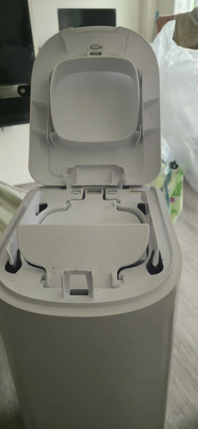 White Diaper genie Pail - photo 2