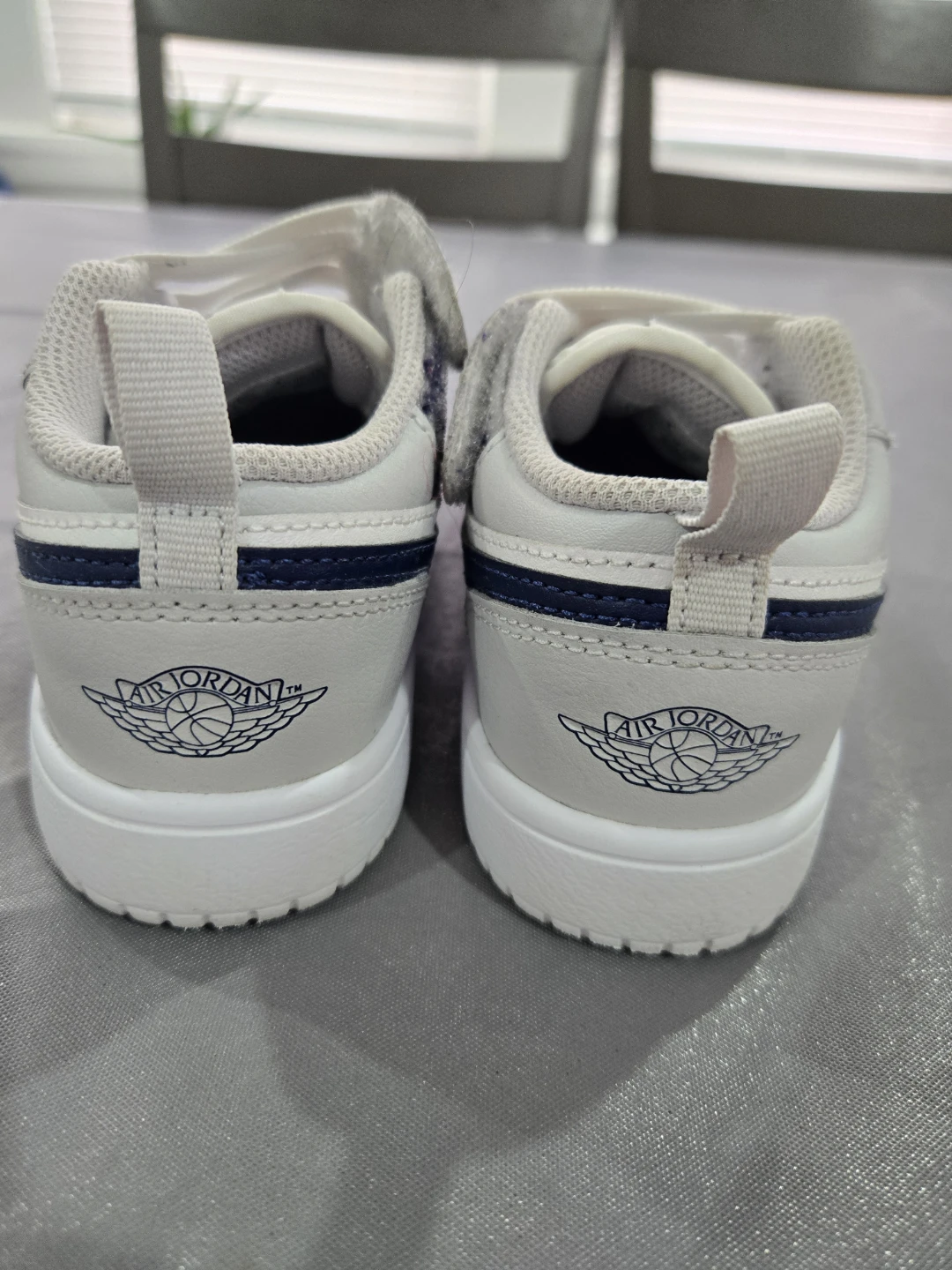Air Jordan 12C Kids Shoes - photo 3