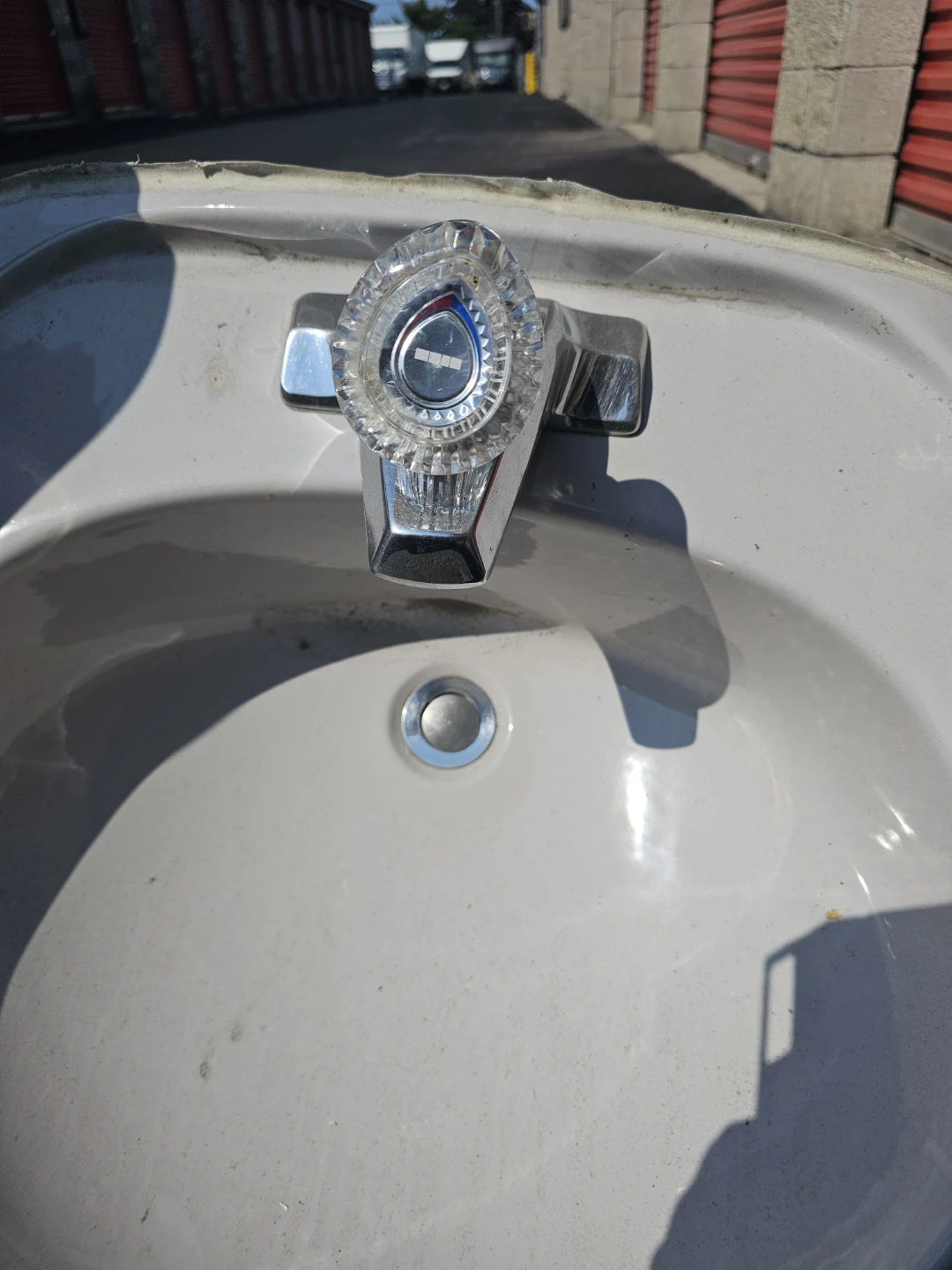 White Pedestal Sink - photo 2