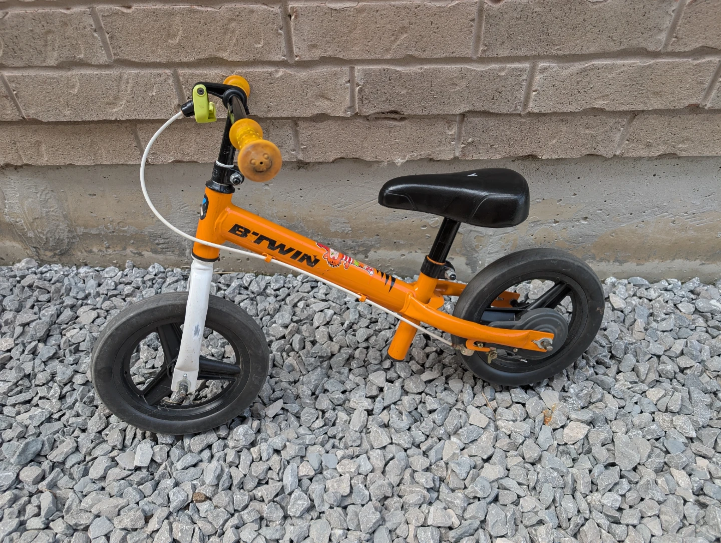 B'TWIN Orange Balance Bike from decathlon - photo 2